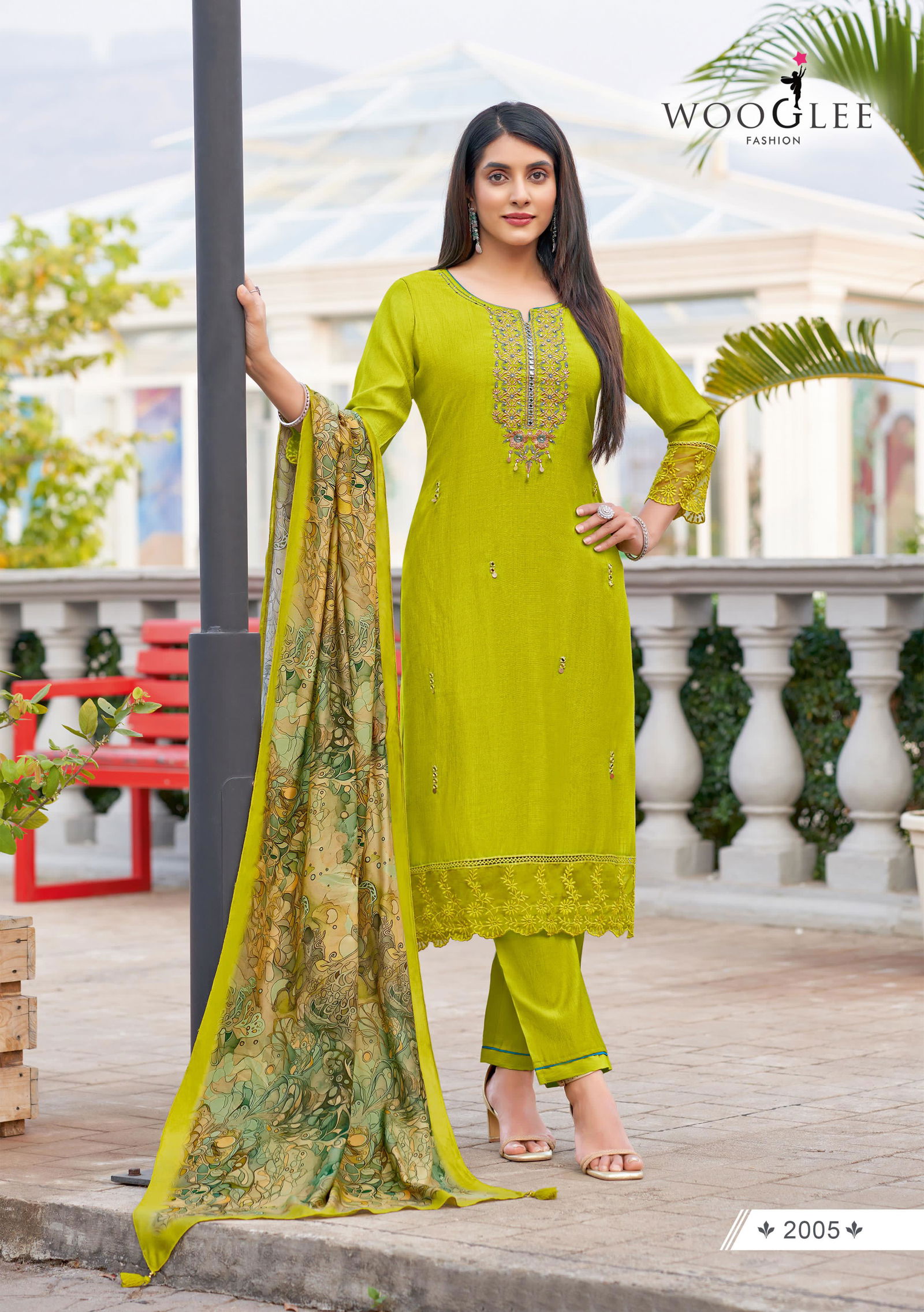 Ehsaas By Wooglee Viscose Weaving Kurti With Bottom Dupatta Suppliers In India